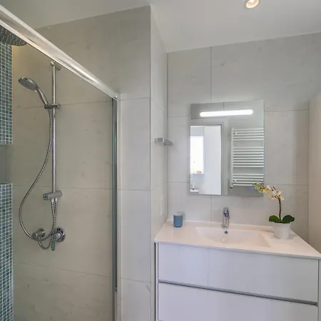 Imagine Your Family Renting This Luxury Contemporary Style In Protaras, 1487 普罗塔拉斯