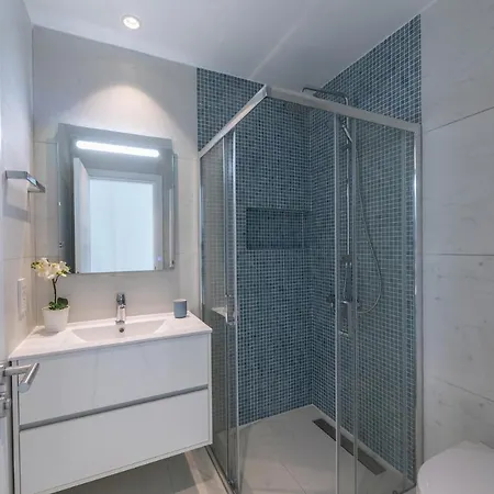 Imagine Your Family Renting This Luxury Contemporary Style In Protaras, 1487 Βίλα *
